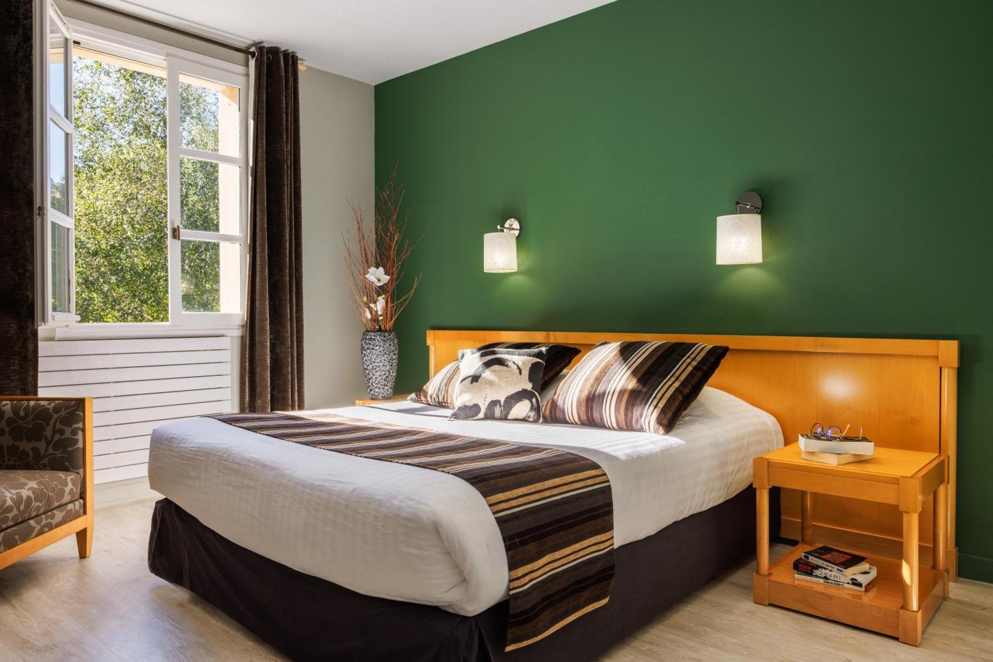 Logis Hotel Golf Le Domaine Du Val De Sorne Vernantois Eksteriør bilde