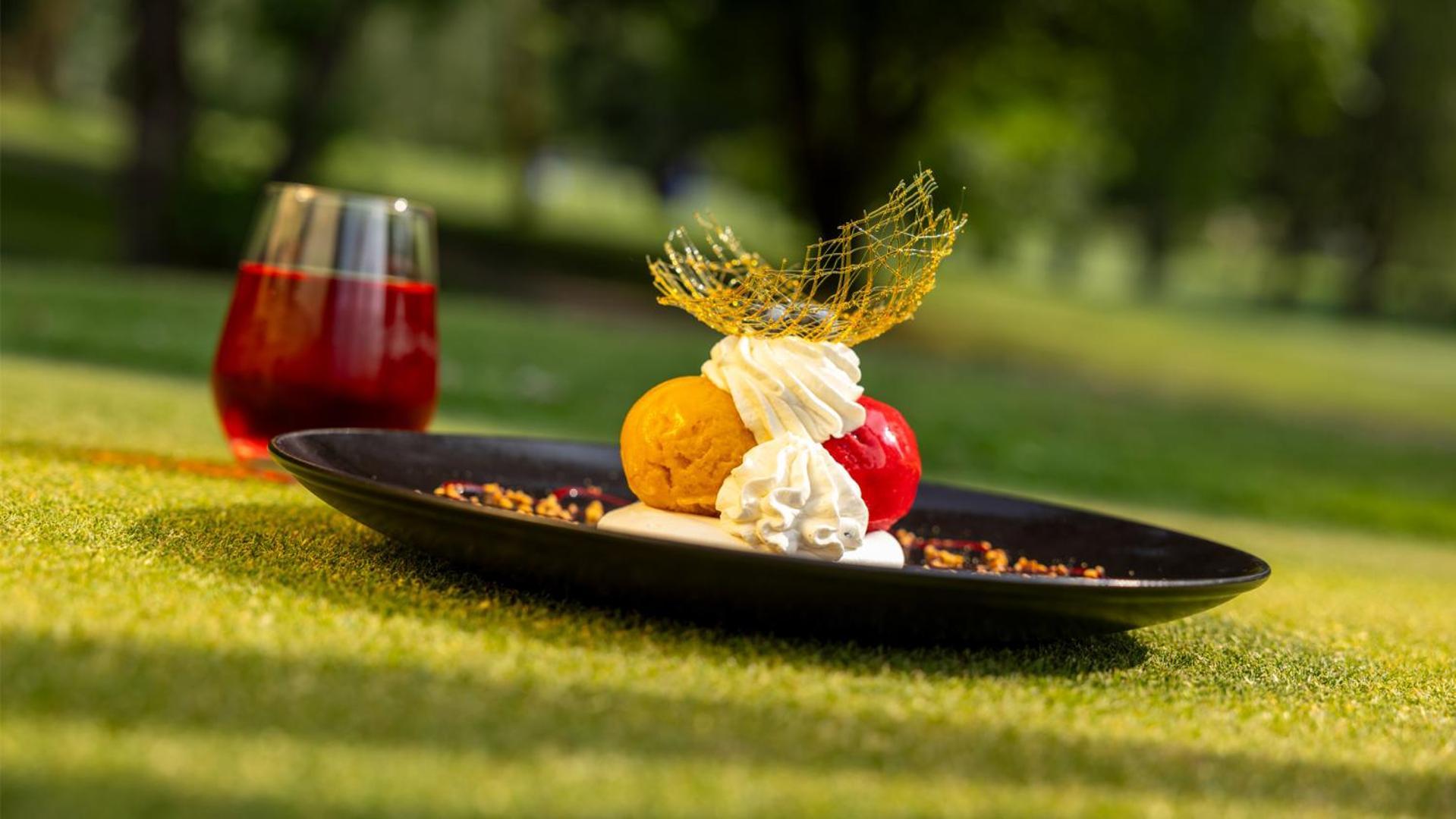 Logis Hotel Golf Le Domaine Du Val De Sorne Vernantois Eksteriør bilde