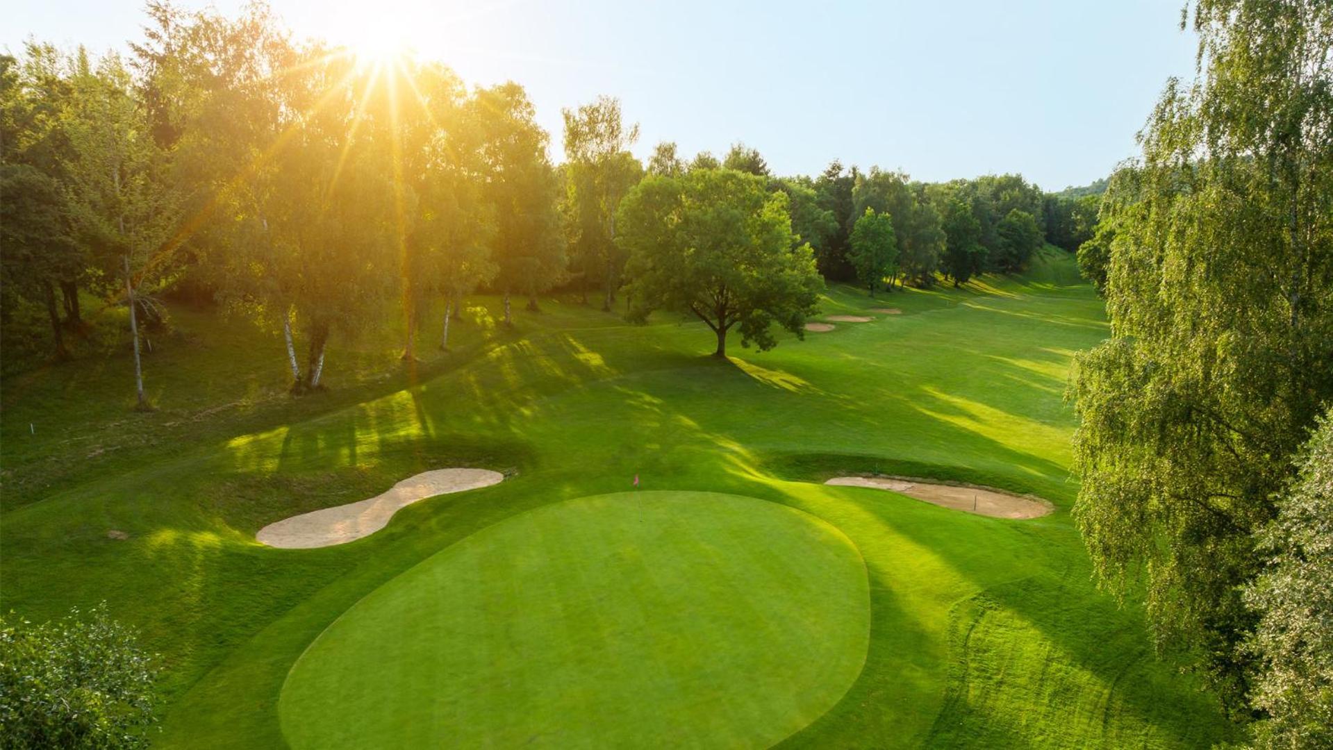 Logis Hotel Golf Le Domaine Du Val De Sorne Vernantois Eksteriør bilde